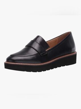 Naturalizer Women’s Loafers